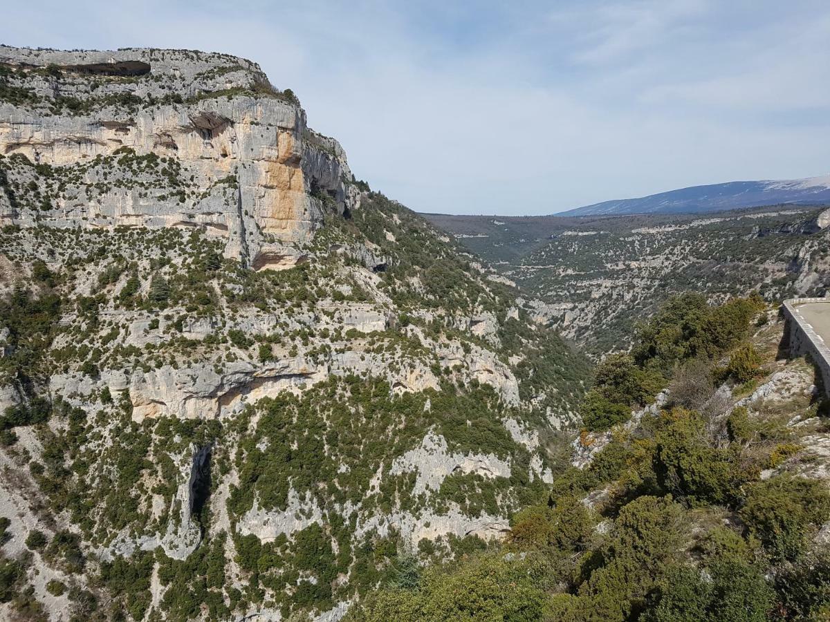 Chambre Pour Cyclistes Au Mt Ventoux Le Barroux Zewnętrze zdjęcie